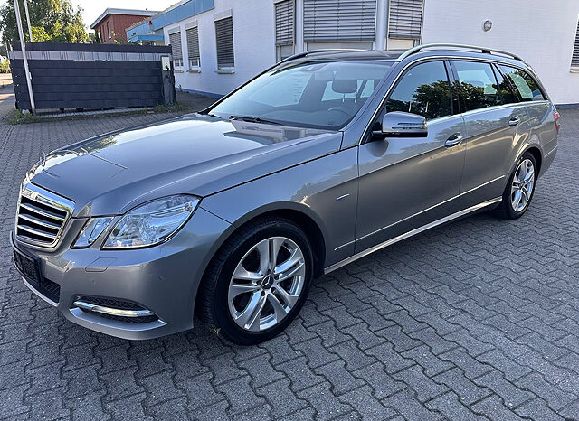 
								Mercedes-Benz E 250 vollständig									