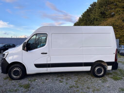 
										Renault Master vollständig									