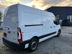 
										Renault Master vollständig									