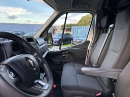 
										Renault Master vollständig									