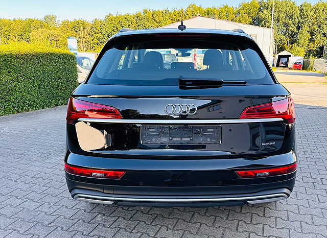 
								Audi Q5 vollständig									