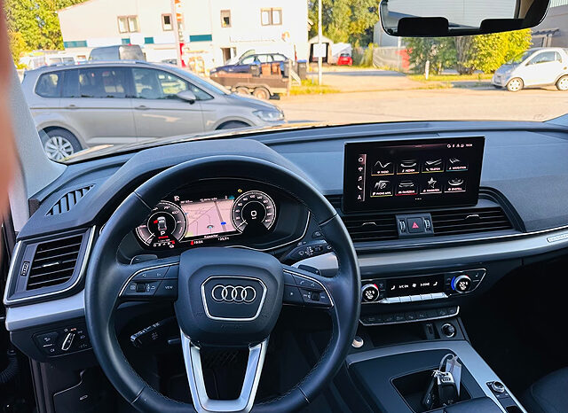
								Audi Q5 vollständig									