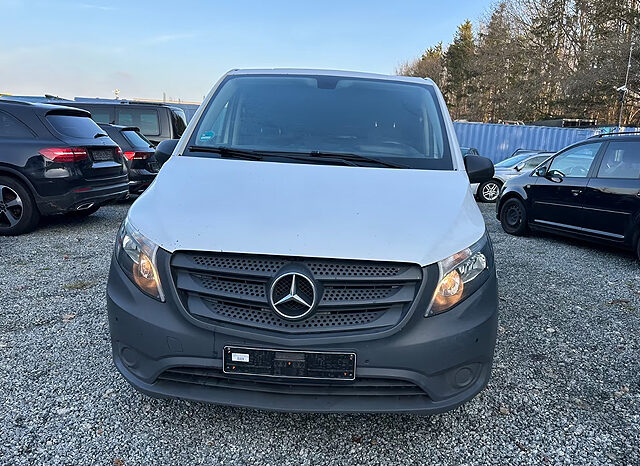 
								Mercedes-Benz Vito vollständig									