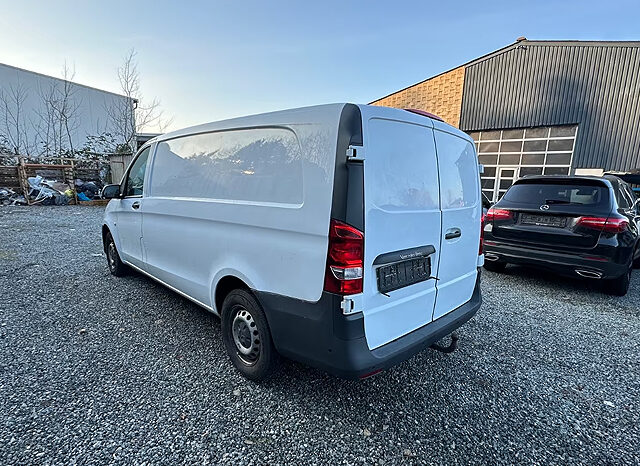 
								Mercedes-Benz Vito vollständig									