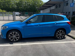 
										BMW X1 vollständig									