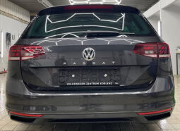 
										Volkswagen Passat Variant vollständig									