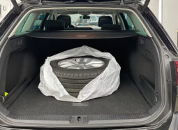 
										Volkswagen Passat Variant vollständig									